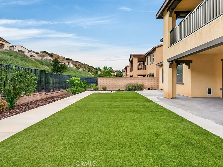 755 E Orange Blossom Way — Photo 70