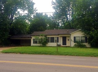 721 E Parkway Dr, Russellville, AR 72801