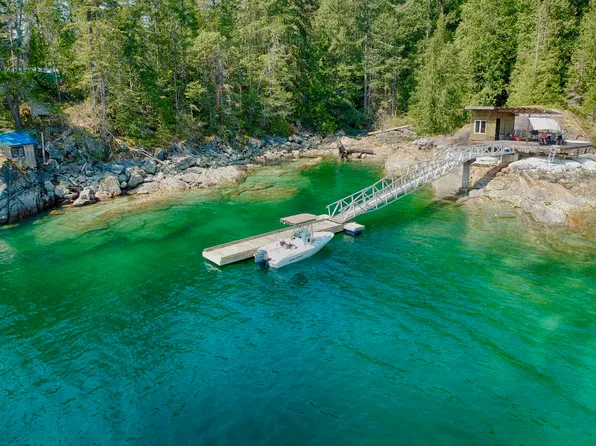 21 Saint Vincent Bay, Pender Harbour, BC V0H 2H4