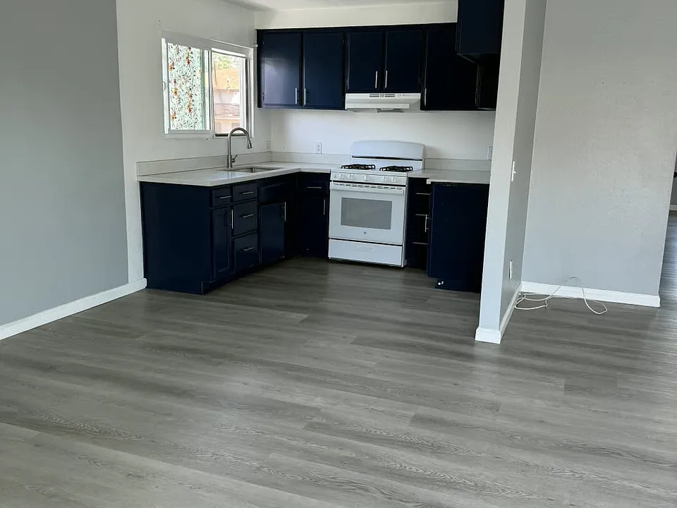 511 Courier Ave #D