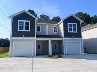 203 Holly Sands Loop, Holly Ridge, NC 28445