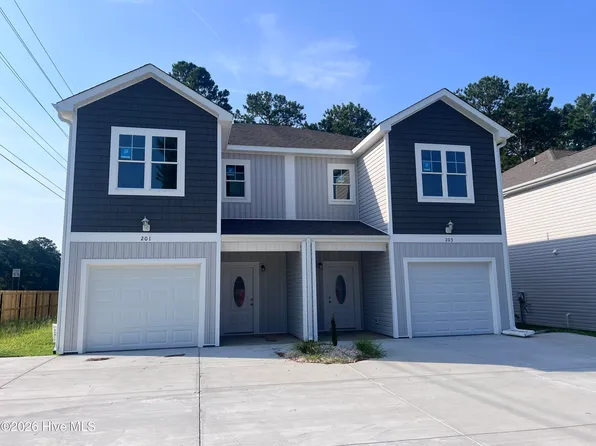 201 Holly Sands Loop, Holly Ridge, NC 28445