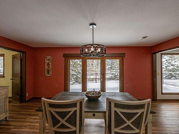 4th image of 10704N Riverside Road