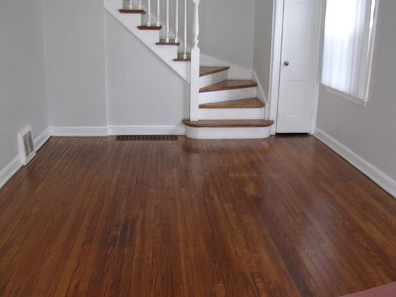 5th image of 6655 N Avers Ave