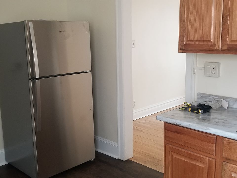 1st image of 5517 W Edmunds St
