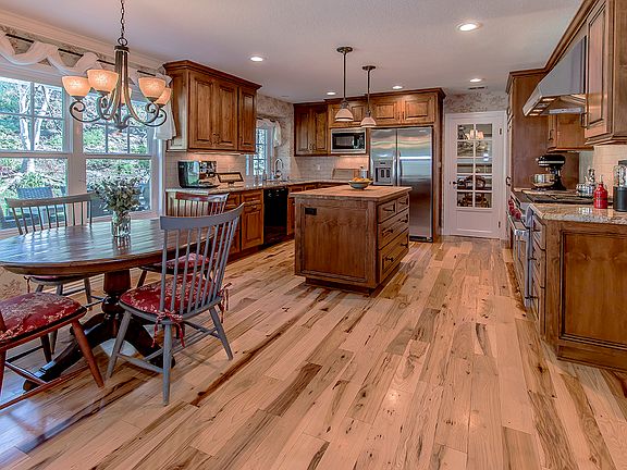 3rd image of 32479 Fastwater Ct