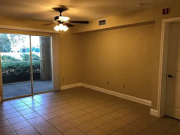 2 bed, 1170 sqft, $1,675 — Photo 2