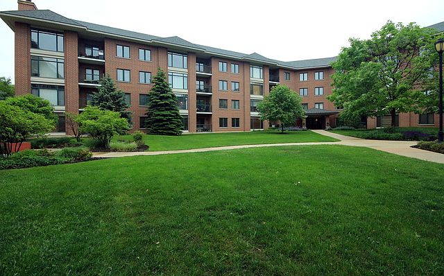 1st image of 875 E 22nd St APT 318