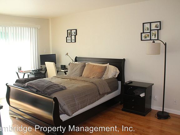 4th image of 623 Commercial Ave APT 6
