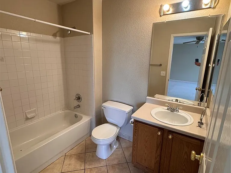 5379 S Picadilly Ct — Photo 23