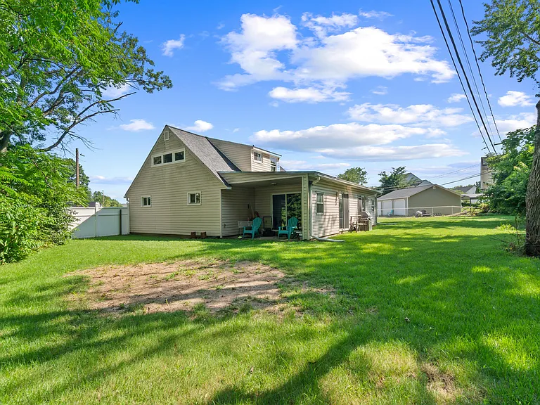 10 N Meadow Dr — Photo 25