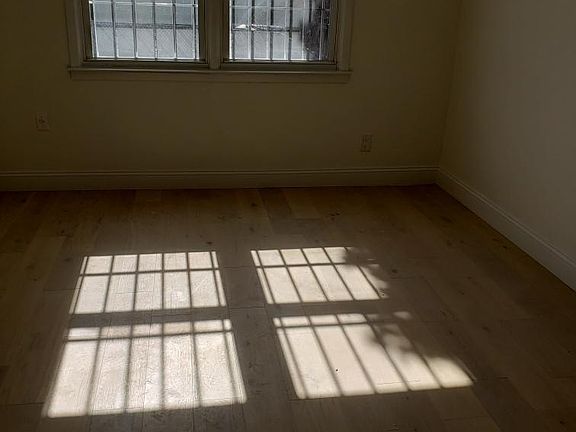 3rd image of 14510 24th Ave Floor 2