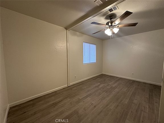 3rd image of 11807 Lupin Rd
