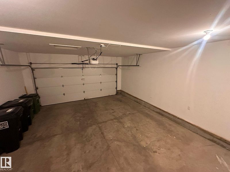 Edmonton House for rent - 3 Bedrooms — photo 15