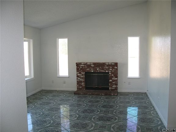 3rd image of 31040 Electric Ave