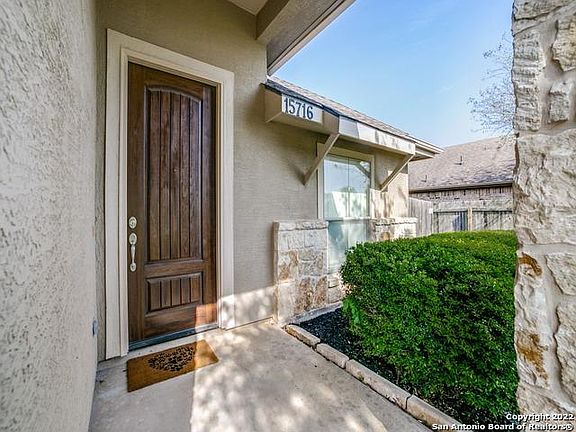 2nd image of 15716 York Ln #1