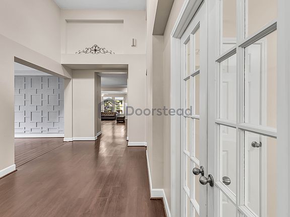 5th image of 3113 Luminoso Ln E