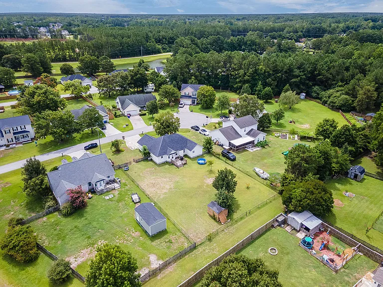 202 Weeping Hollow Ct — Photo 47