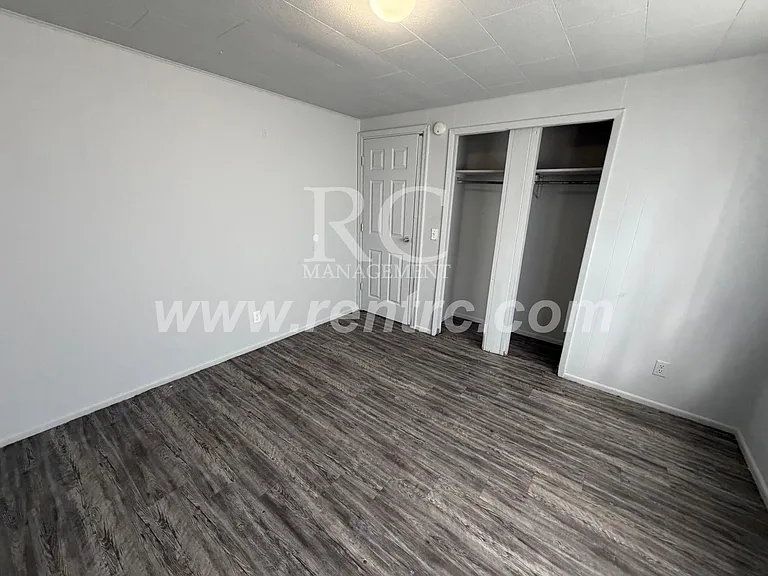 104 Center St — Photo 9