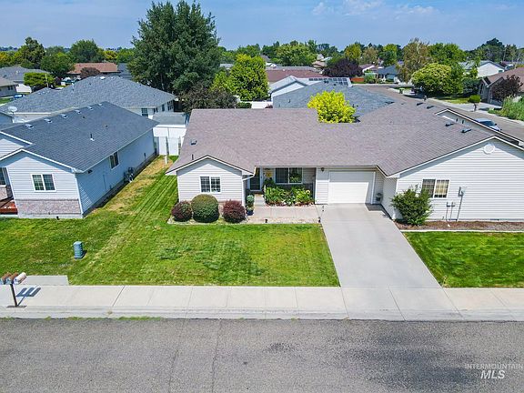 2nd image of 1861 Arcata Way