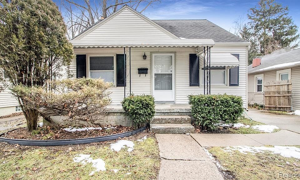 1st image of 3354 Ellwood Ave