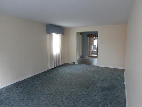 2nd image of 9163 Lancelot Dr
