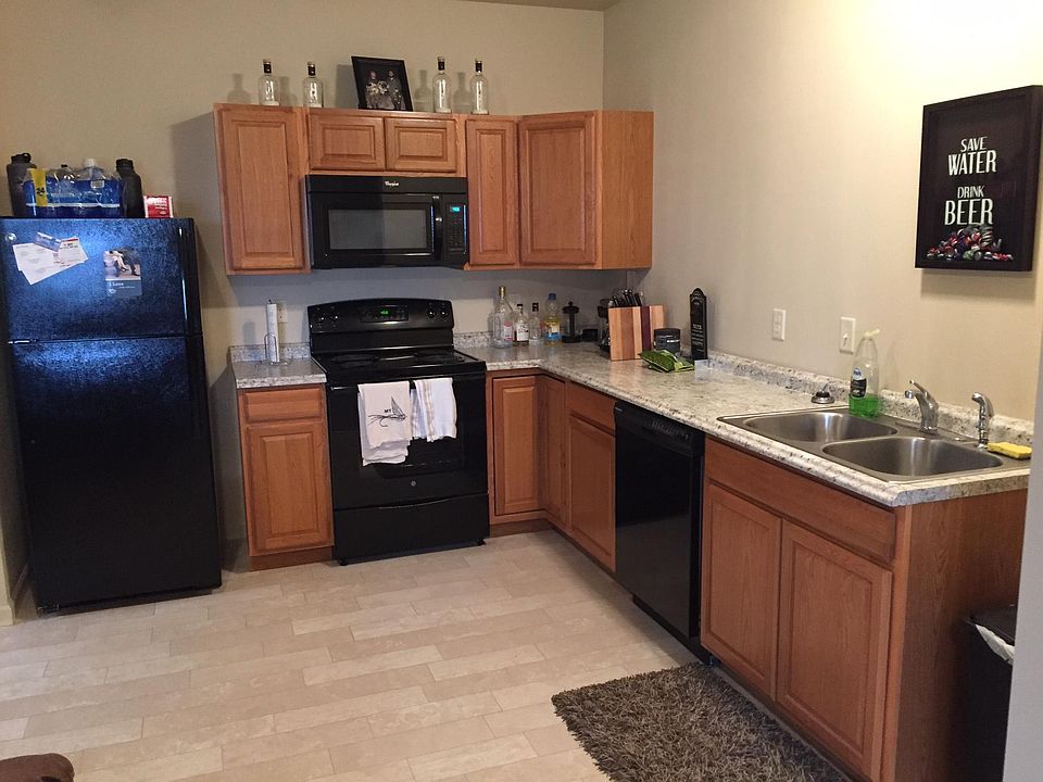 2nd image of 3245 Cabernet Dr #3245