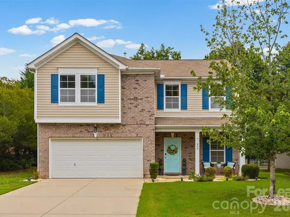 409 Elizabeth Valley Ln, Clover, SC 29710