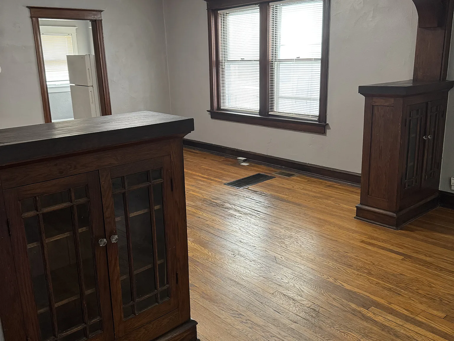 3 bed, 1284 sqft, $1,400 — Photo 3
