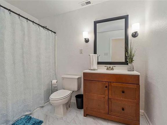 5th image of 1400 Little Bay Ave #B
