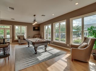 White Oak, Chester, VA 23836