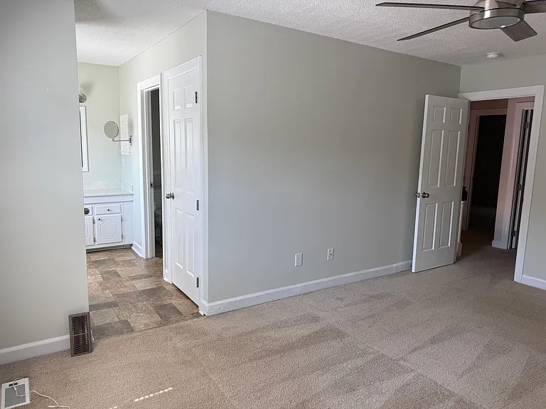 2705 N Center St #26 — Photo 24