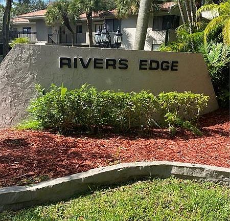 4th image of 9503 SW 1st Ct #9503