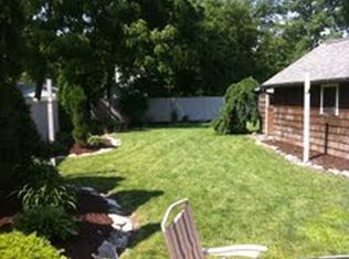 321 Spring St, Batavia, IL 60510