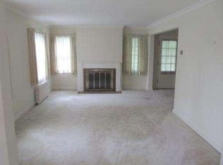 418 Summit Rd, Kohler, WI 53044