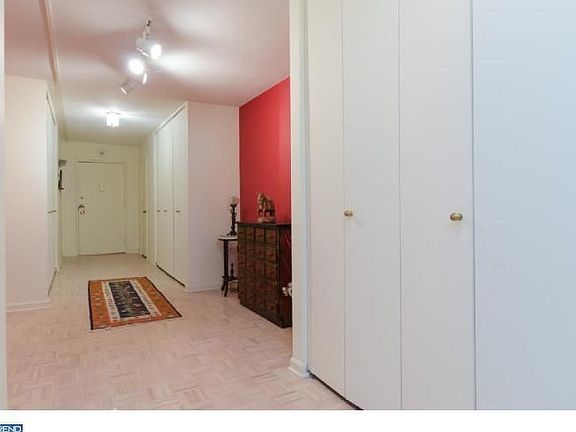 3rd image of 2401 Pennsylvania Ave APT 17B35