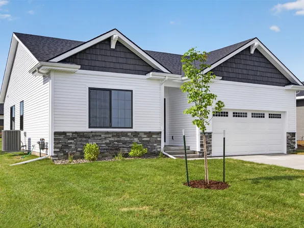 590 NW Atlas Ln, Waukee, IA 50263