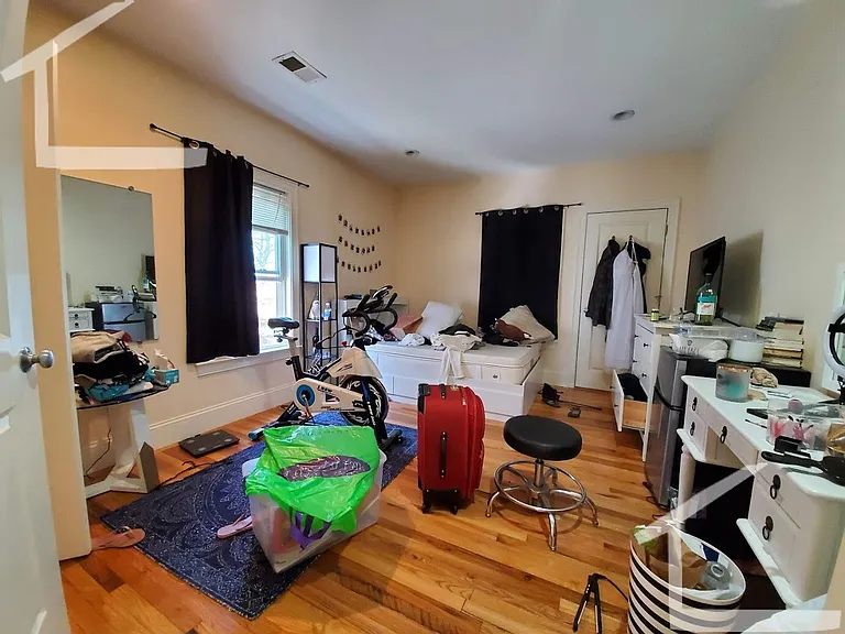 23 Lothrop St #2 — Photo 10