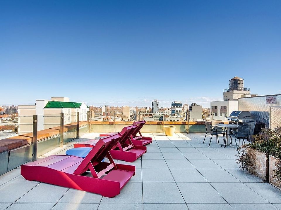 1st image of 4107 Crescent St APT 5G