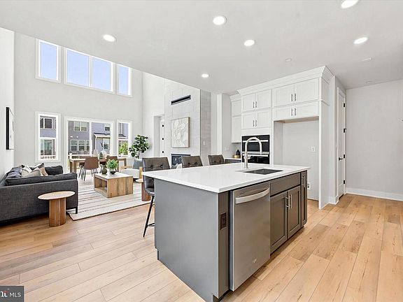 2nd image of 0 Regency Blvd