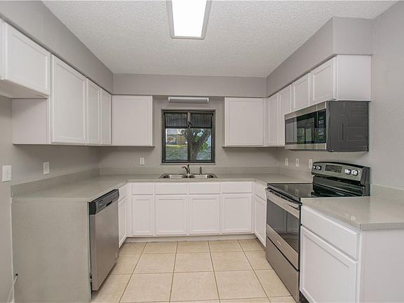 5th image of 223 Overlook Dr