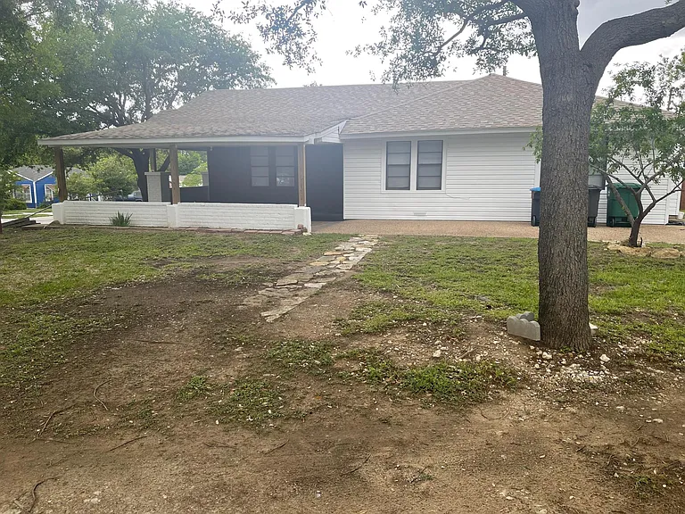 3435 Gordon Ave — Photo 8