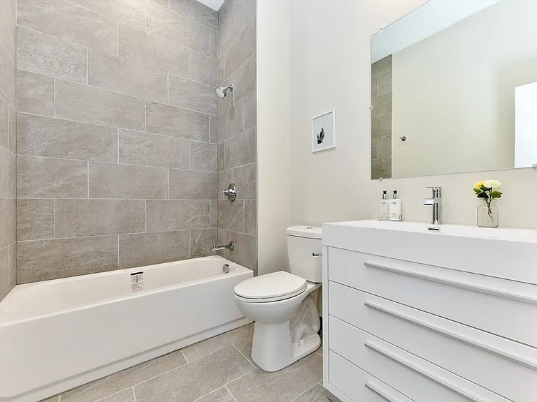87 Parker St #402A — Photo 17