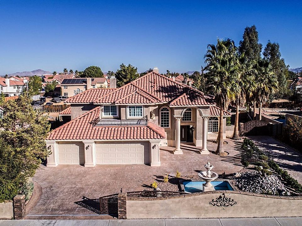 1st image of 20484 Half Moon Ct