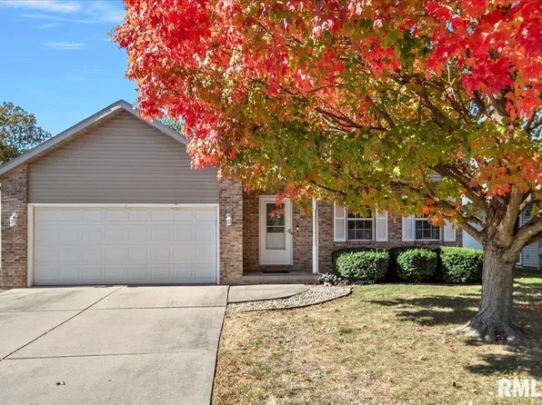 4233 Clearwater Ln, Springfield, IL 62703