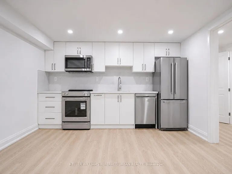 6 Chapeltown Cres #BASEMENT — Photo 4