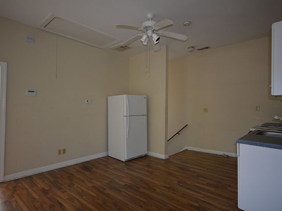 5th image of 542 E Anderson St Unit A