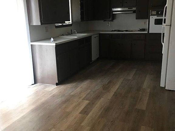 5th image of 3809 Del View Dr