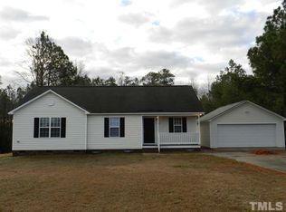 438 Parrish Farm Ln, Benson, NC 27504