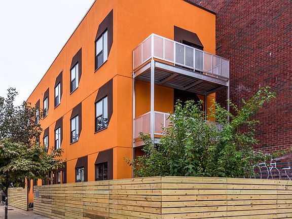 3rd image of 368 Throop Ave #3